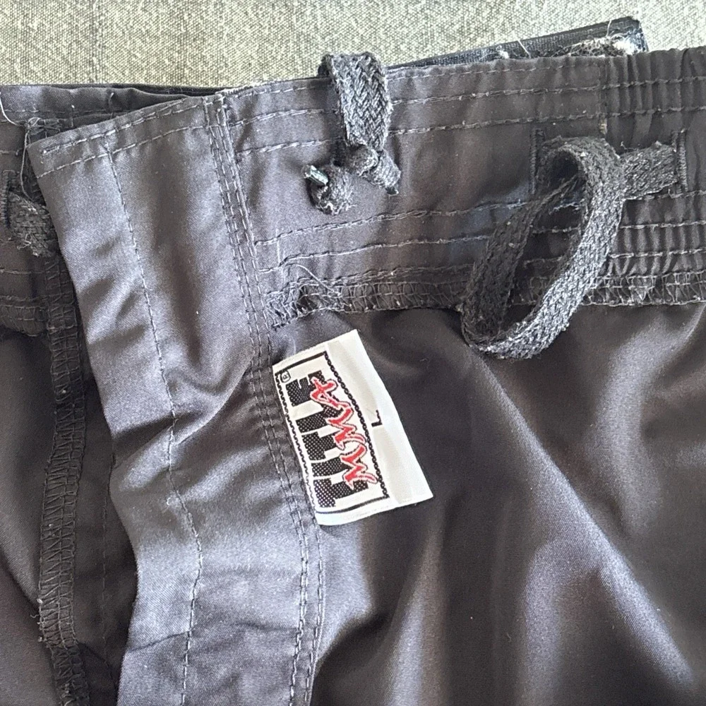 Title MMA Shorts Mens Large Black Boxing Fighting Martial Arts Compression MMA